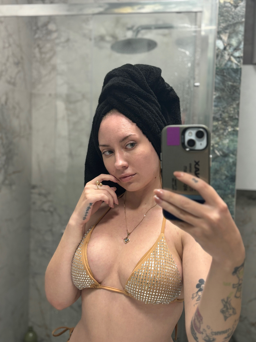 Nude girl KateV in Suwon