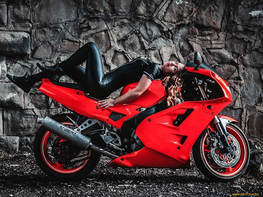 Beautiful girl Beautiful girls and motorcycles in Suwon