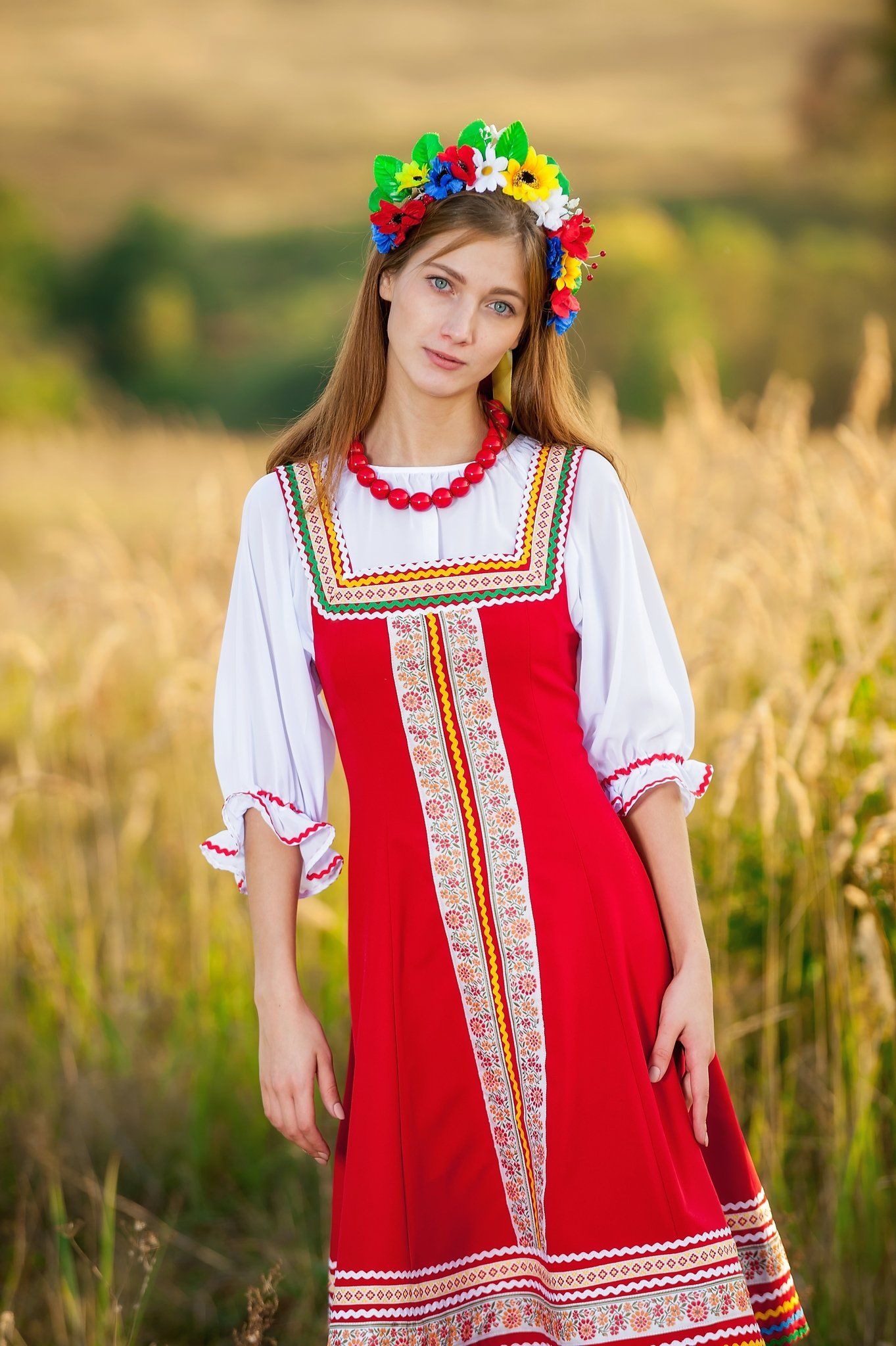 Women in Slavic costumes in Suwon